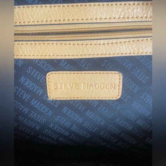 Steve Madden Backpack - Picture 5 of 8